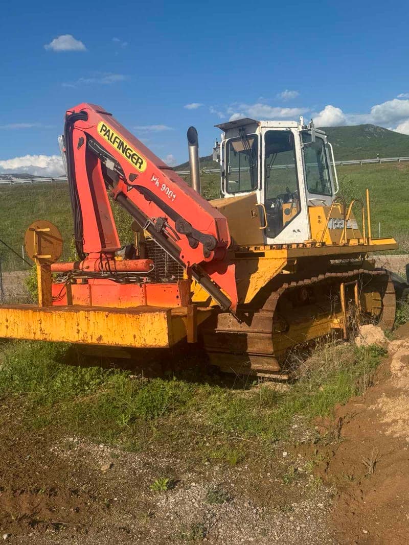 Welding tractor liebherr 722 — 2