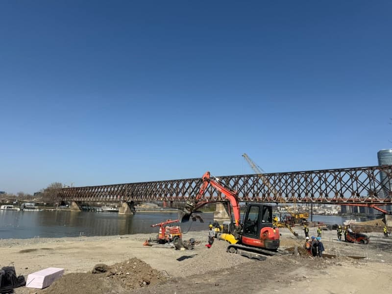 Beograd na vodi obala